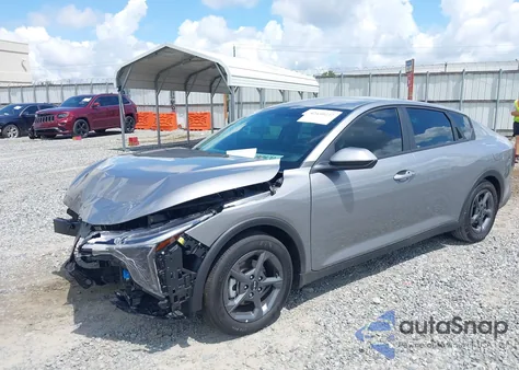 2025 Kia K4 Lxs из США, поврежденный, VIN 3KPFT4DE2SE094049